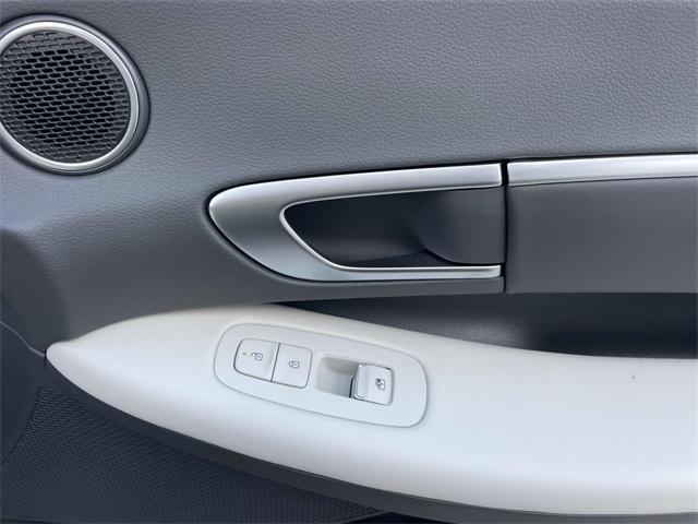 new 2025 Hyundai Sonata car, priced at $27,116