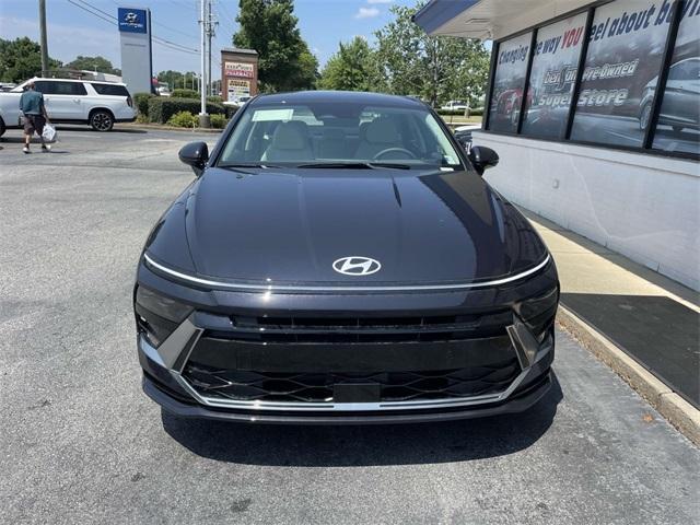 new 2025 Hyundai Sonata Hybrid car, priced at $30,297