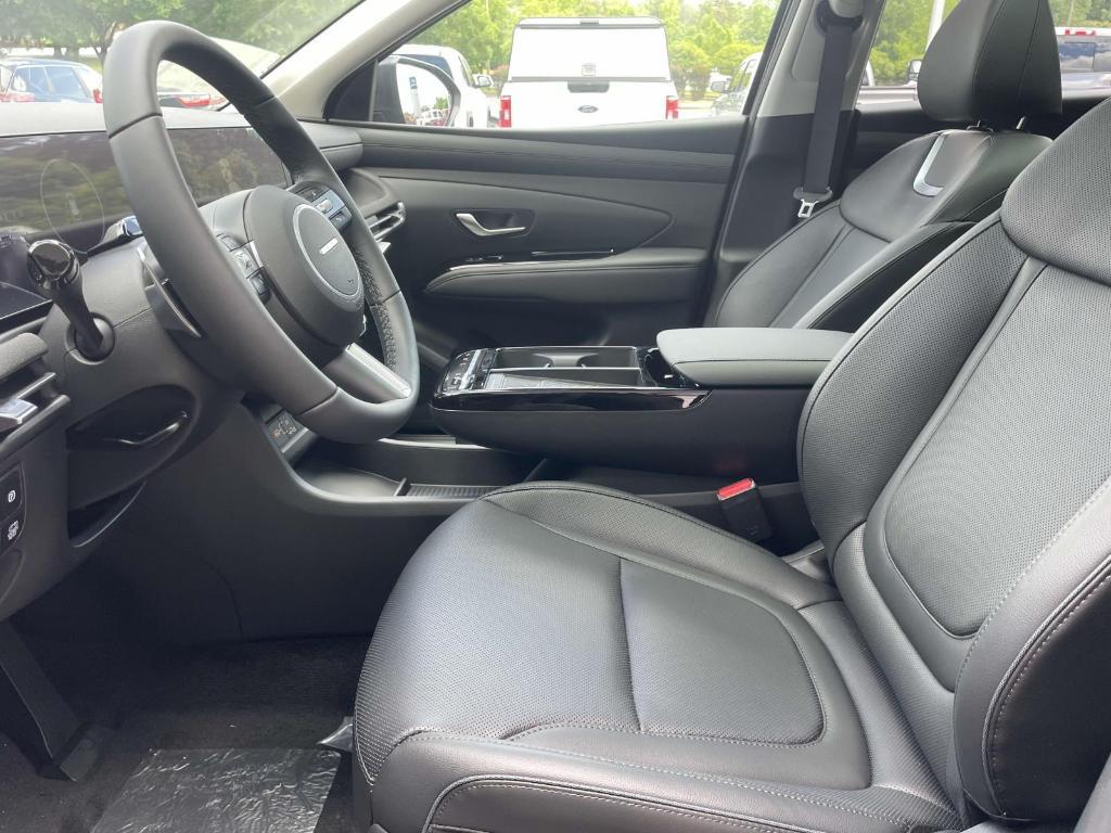 new 2025 Hyundai TUCSON Hybrid car, priced at $41,079