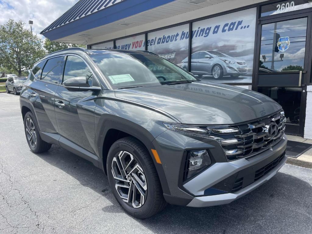 new 2025 Hyundai TUCSON Hybrid car, priced at $41,079