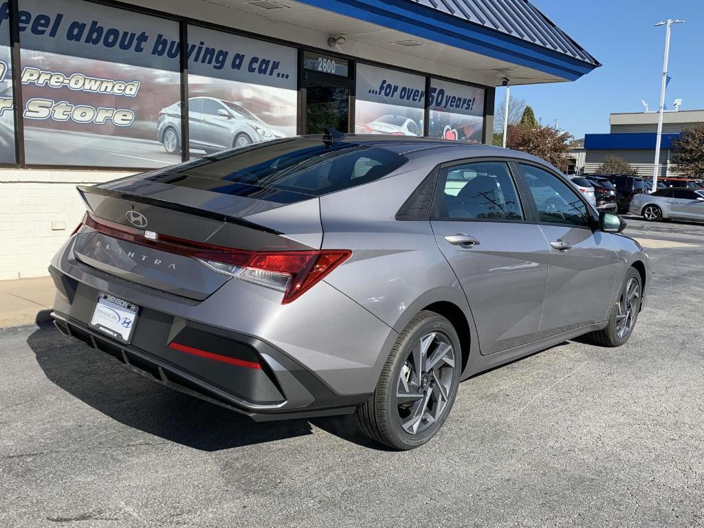 new 2025 Hyundai Elantra car, priced at $22,985