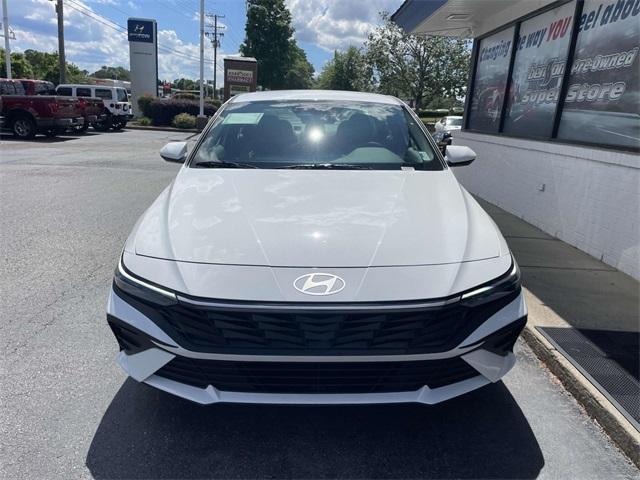 new 2025 Hyundai Elantra car, priced at $22,655