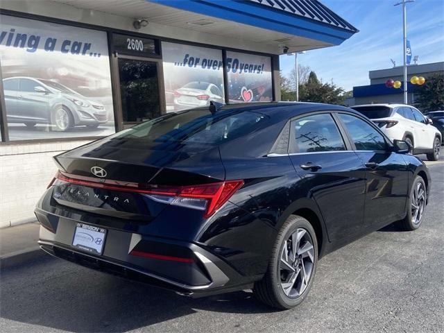 new 2025 Hyundai Elantra car, priced at $24,434