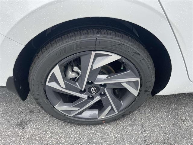 new 2025 Hyundai Elantra car, priced at $24,104