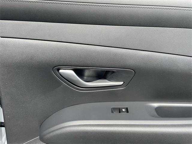 new 2025 Hyundai Tucson car, priced at $30,424