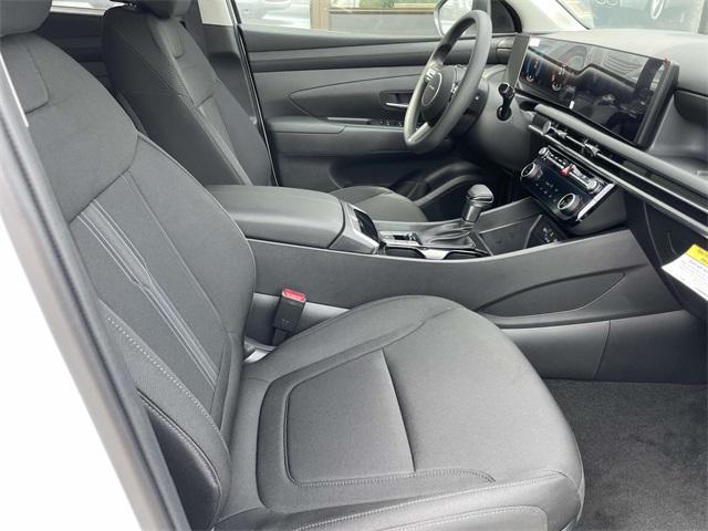 new 2025 Hyundai Tucson car, priced at $30,424