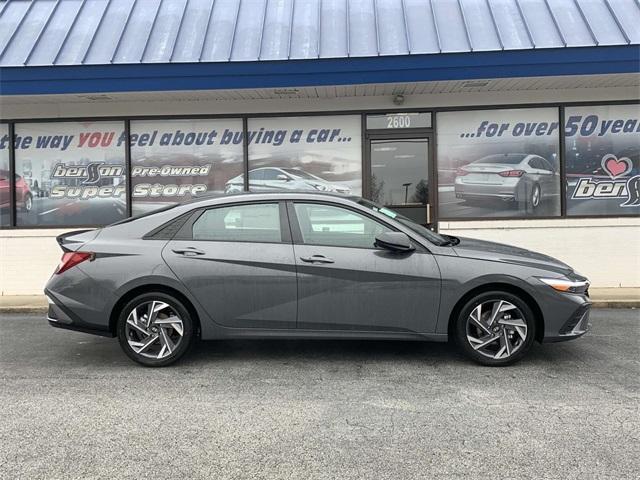 new 2025 Hyundai Elantra car, priced at $22,955