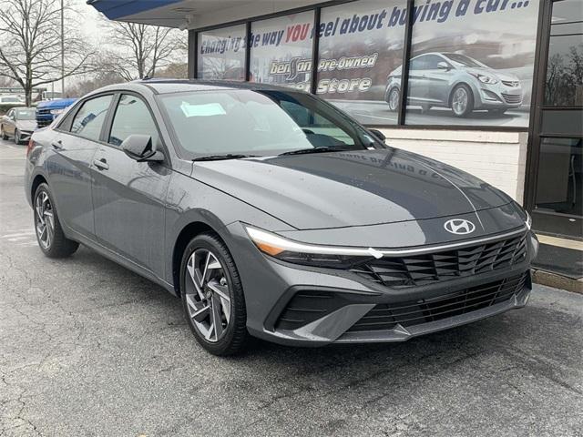 new 2025 Hyundai Elantra car, priced at $21,205