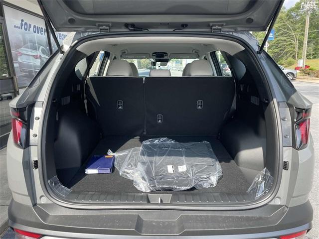 new 2025 Hyundai Tucson car, priced at $27,527
