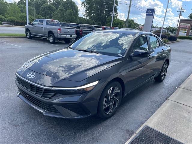 new 2025 Hyundai Elantra car, priced at $23,014