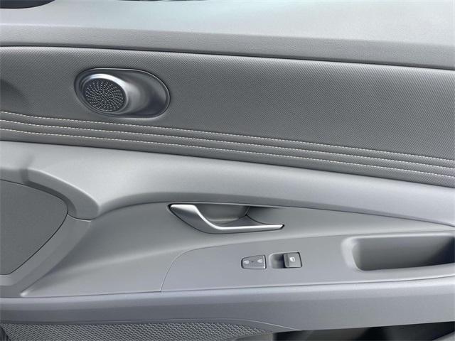 new 2025 Hyundai Elantra car, priced at $23,014