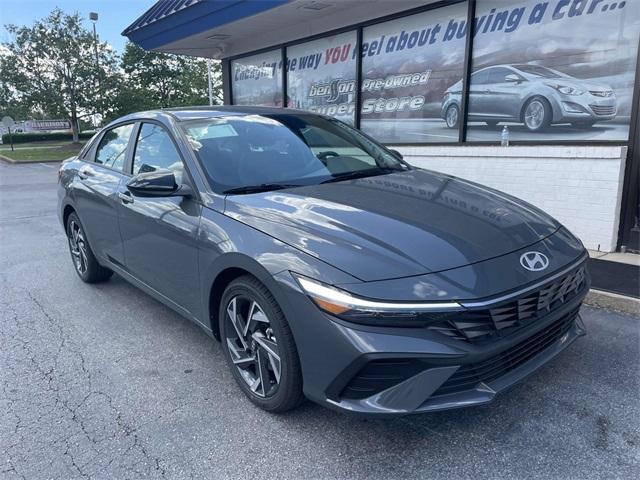 new 2025 Hyundai Elantra car, priced at $23,014