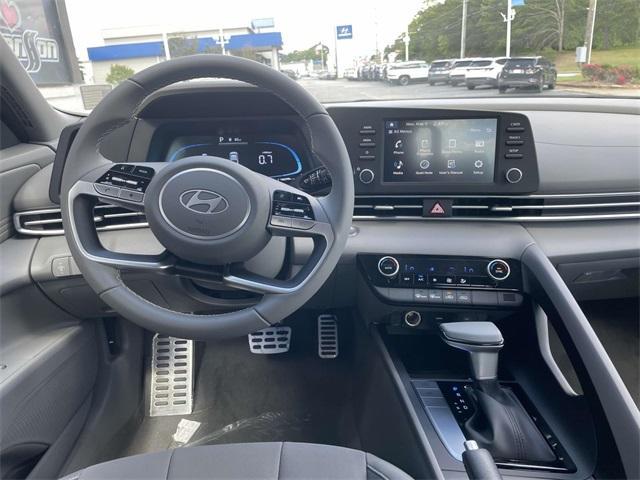new 2025 Hyundai Elantra car, priced at $23,014