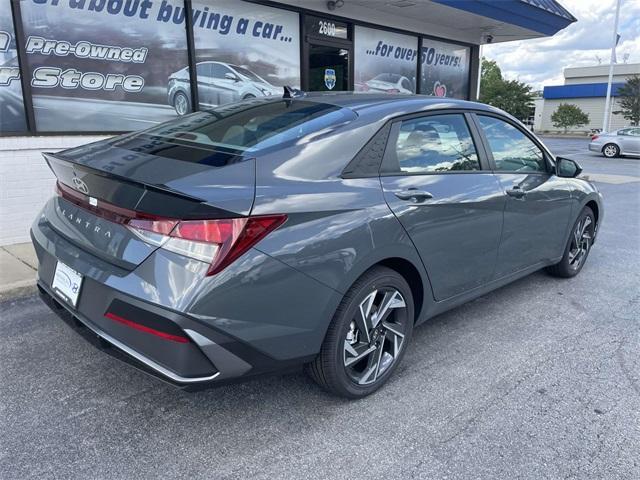 new 2025 Hyundai Elantra car, priced at $23,014