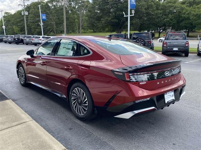 new 2025 Hyundai Sonata Hybrid car, priced at $30,770