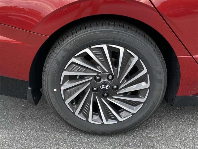 new 2025 Hyundai Sonata Hybrid car, priced at $30,770