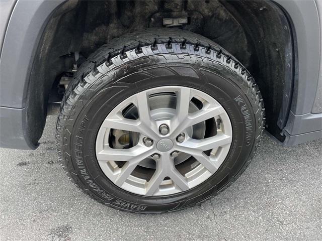 used 2021 Jeep Grand Cherokee L car, priced at $29,998