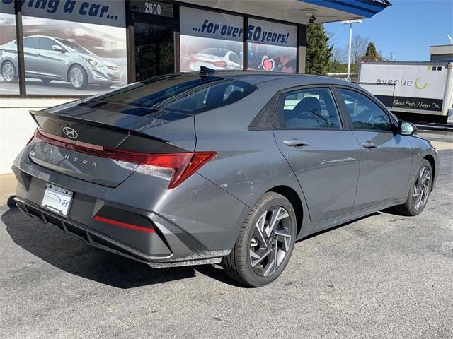 new 2025 Hyundai Elantra car, priced at $22,985