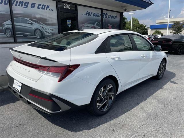 new 2025 Hyundai Elantra car, priced at $23,558