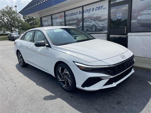 new 2025 Hyundai Elantra car, priced at $23,558