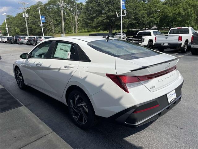 new 2025 Hyundai Elantra car, priced at $23,558