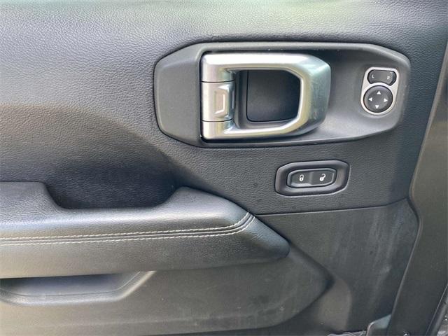 used 2018 Jeep Wrangler Unlimited car, priced at $27,250