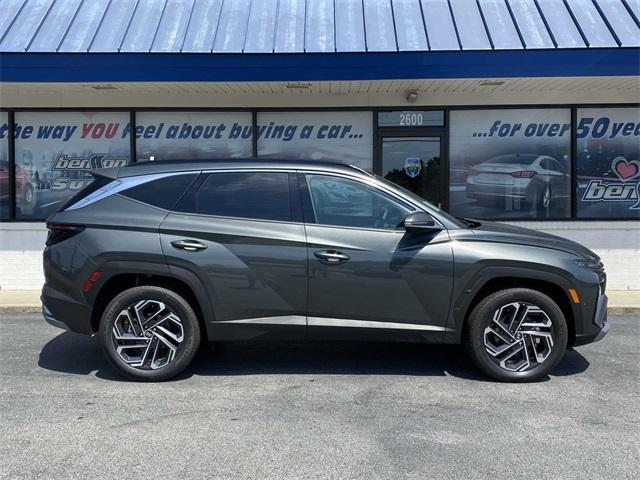 new 2025 Hyundai TUCSON Hybrid car, priced at $40,887