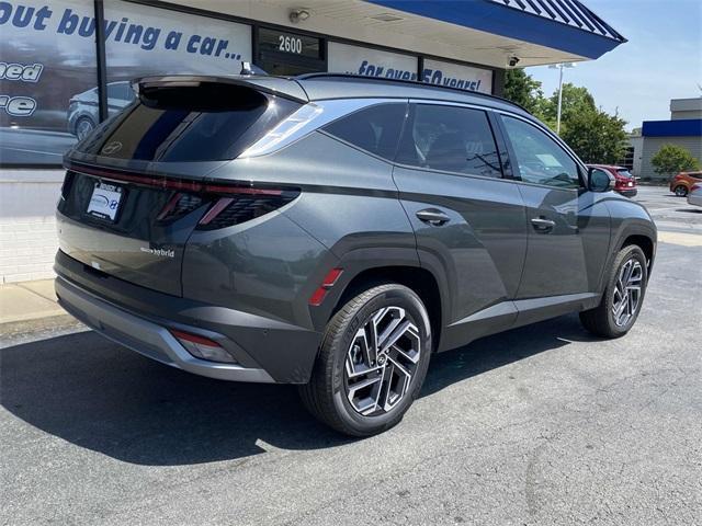 new 2025 Hyundai TUCSON Hybrid car, priced at $40,887