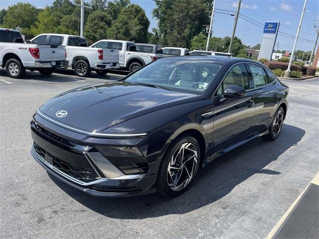new 2025 Hyundai Sonata car, priced at $30,429