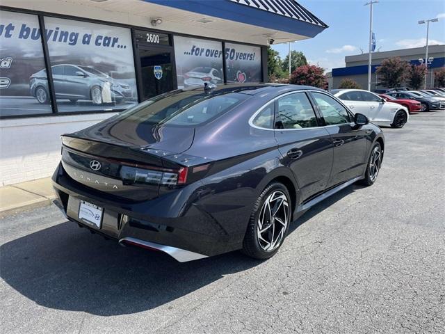 new 2025 Hyundai Sonata car, priced at $30,429