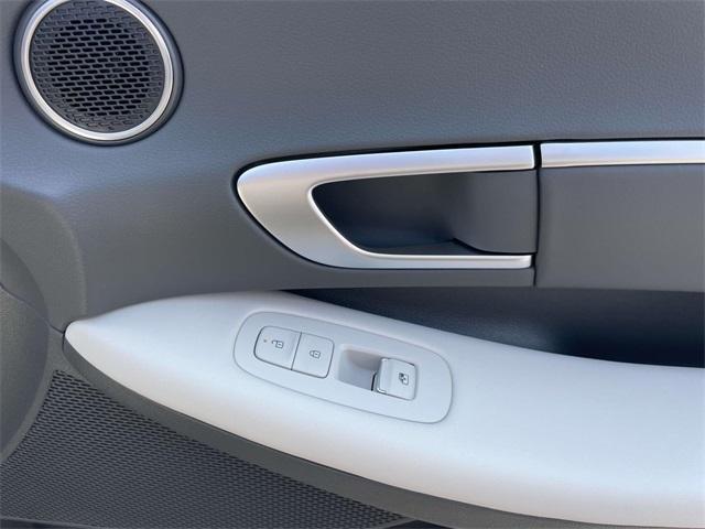 new 2025 Hyundai Sonata car, priced at $30,429
