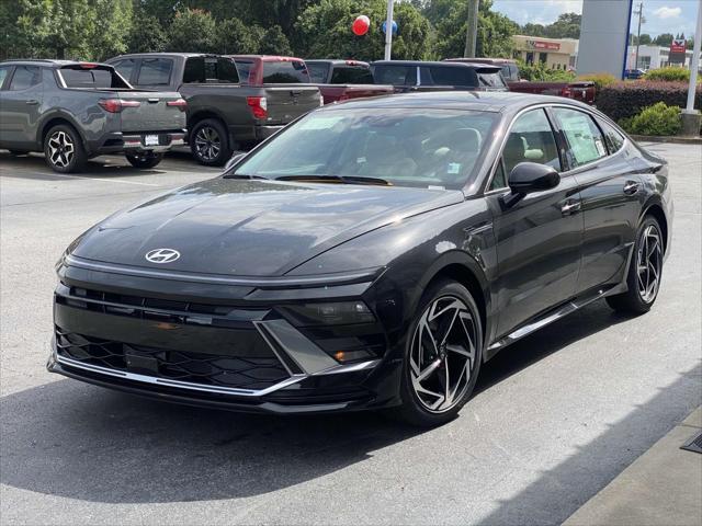 new 2024 Hyundai Sonata car, priced at $29,003