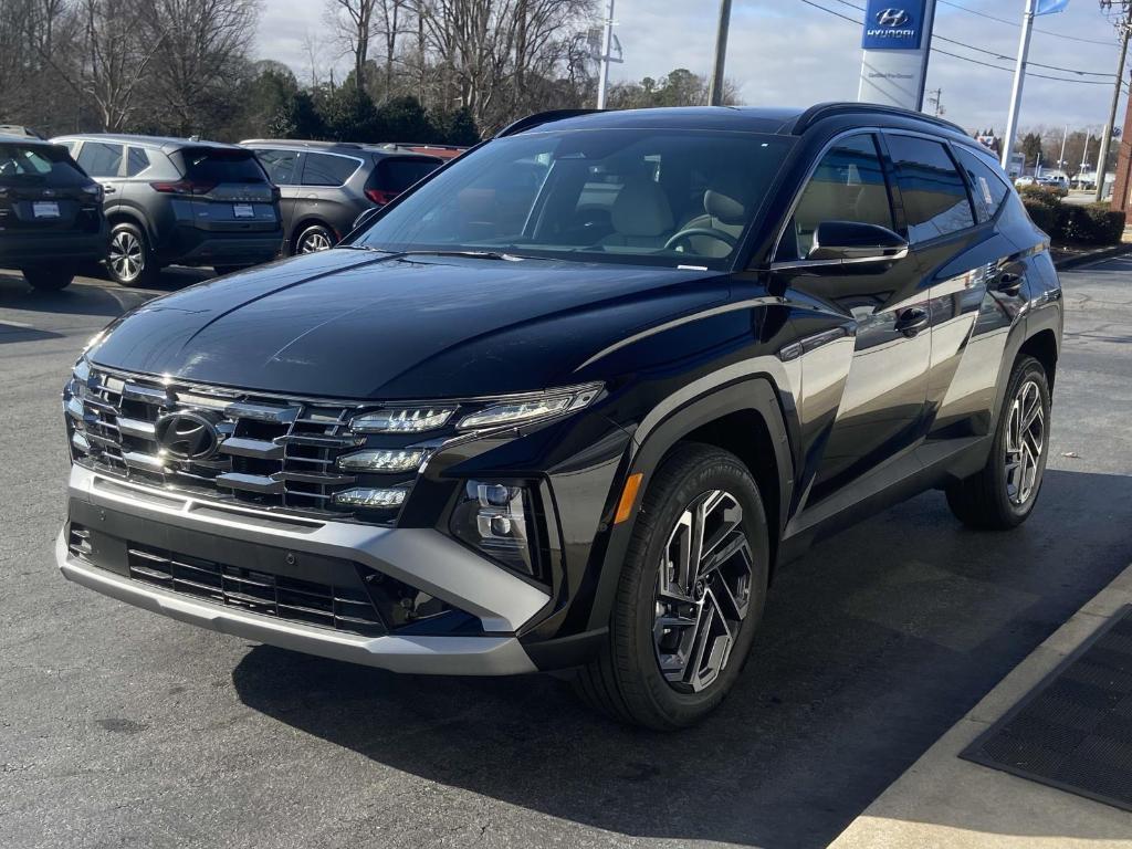 new 2025 Hyundai Tucson Hybrid car