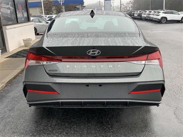 new 2025 Hyundai Elantra car, priced at $22,606