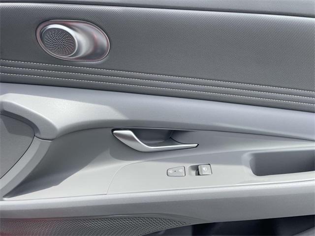new 2025 Hyundai Elantra car, priced at $23,500