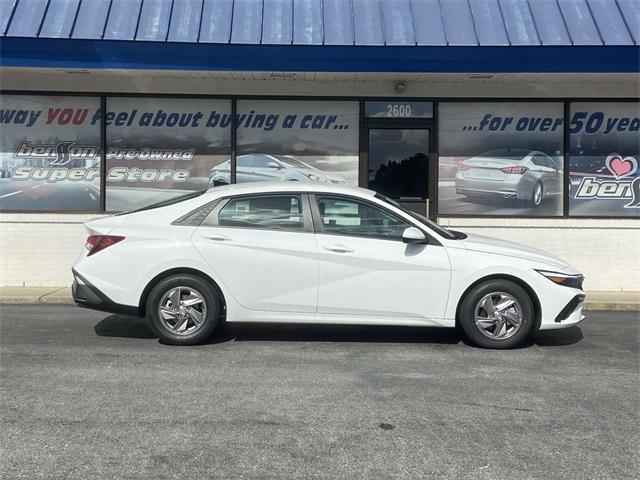 new 2025 Hyundai Elantra car, priced at $22,062