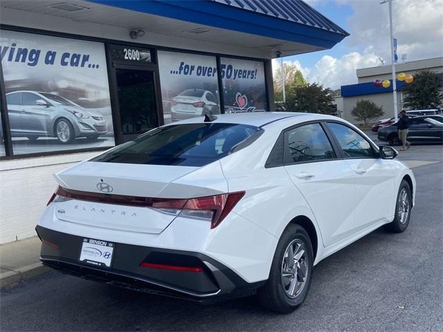 new 2025 Hyundai Elantra car, priced at $22,062