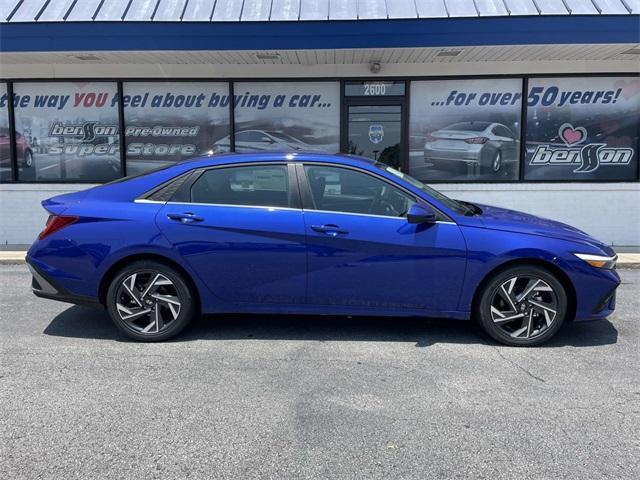 new 2025 Hyundai Elantra car, priced at $25,069