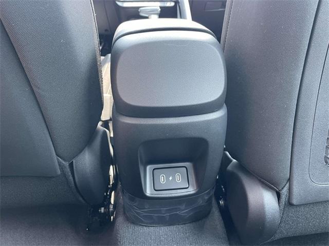 new 2025 Hyundai Elantra car, priced at $25,069