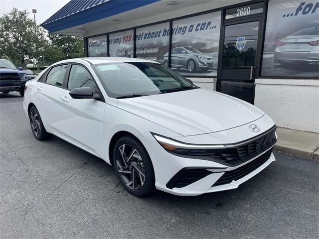 new 2025 Hyundai Elantra car, priced at $23,524