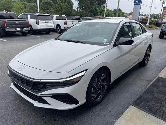 new 2025 Hyundai Elantra car, priced at $23,524