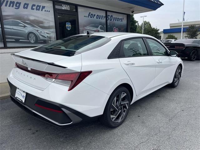 new 2025 Hyundai Elantra car, priced at $23,524