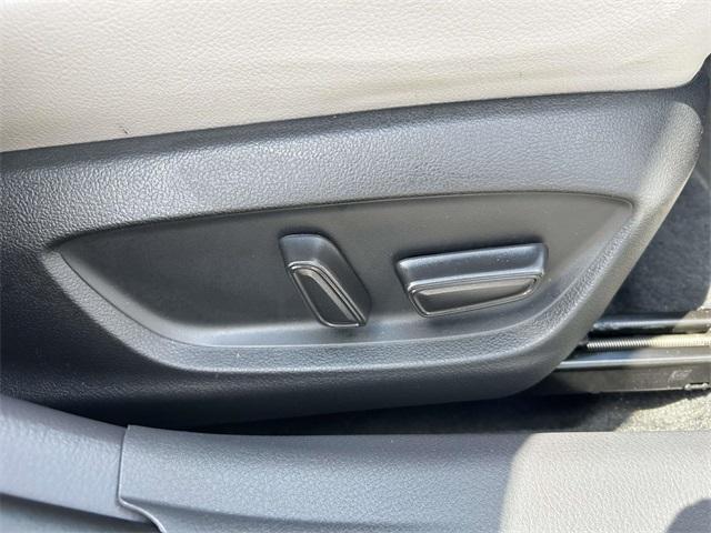used 2022 Toyota Camry Hybrid car, priced at $19,700