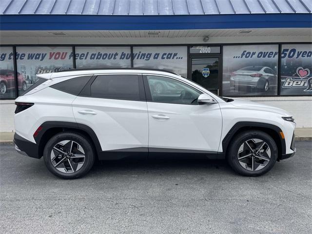 new 2025 Hyundai Tucson car, priced at $32,757