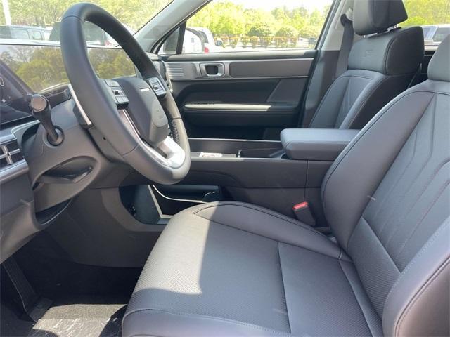 new 2025 Hyundai Santa Fe car, priced at $40,017