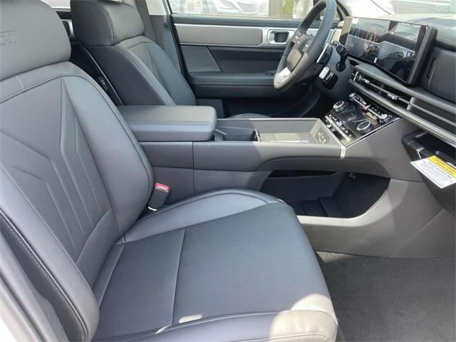 new 2025 Hyundai Santa Fe car, priced at $40,017
