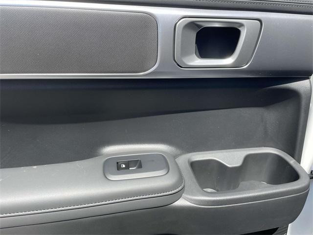 new 2025 Hyundai Santa Fe car, priced at $40,017