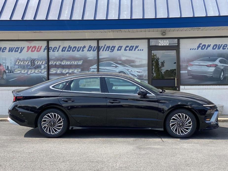 new 2024 Hyundai Sonata Hybrid car, priced at $35,413