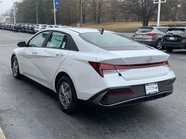 new 2025 Hyundai Elantra car, priced at $23,062