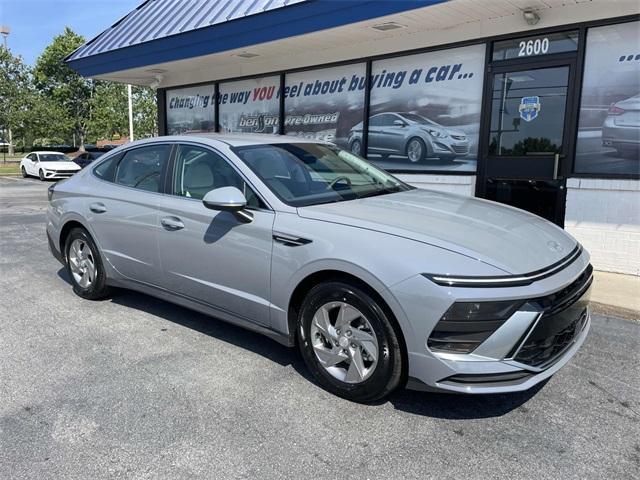 new 2025 Hyundai Sonata car, priced at $25,953